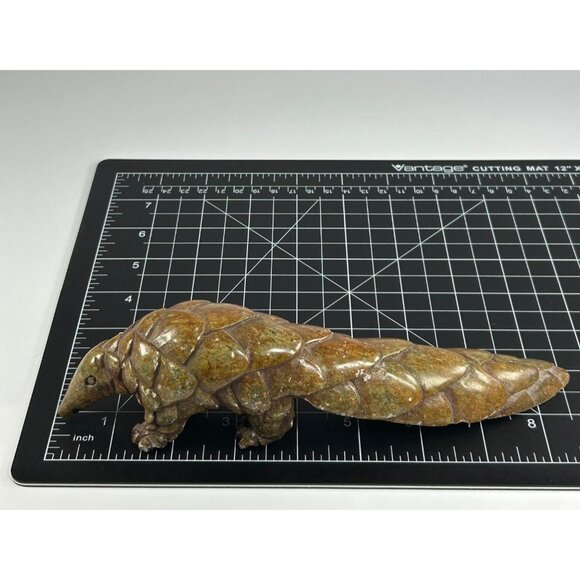 VTG Pangolin Stone Sculpture Handmade Handcarved Brown Verdite Stone Paperweight - Picture 11 of 12